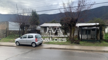 Casa en plena Avda. Granizo, Paradero 38 en Olmue, para reparar, 410 mts2 de terreno, urbanizado.